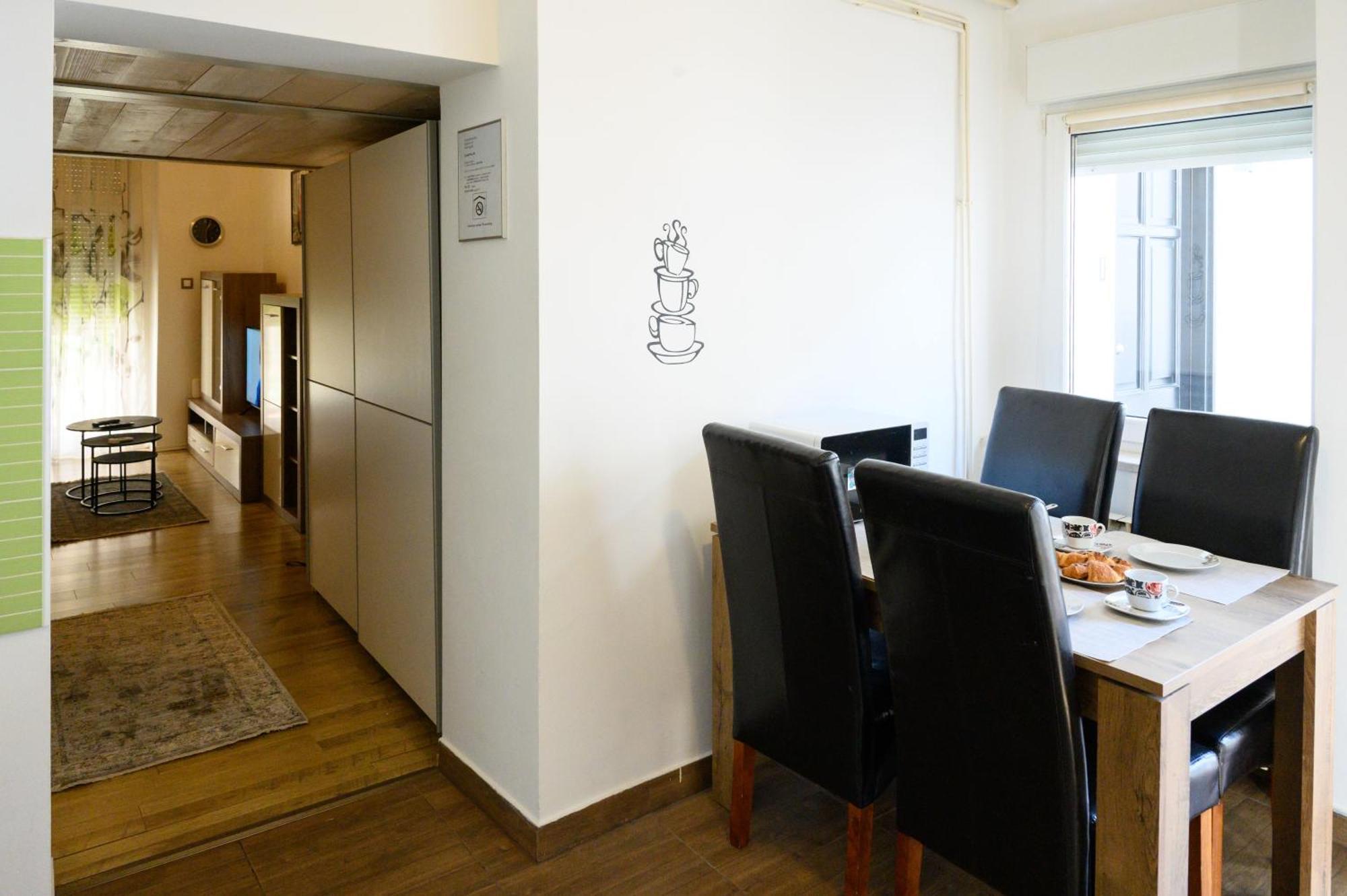 Апартаменты Apartman Karolina Загреб Экстерьер фото